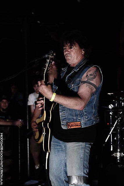 [fear on May 8, 2009 at Club Hell (Providence, RI)]