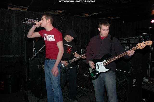 [fear for your life on Feb 6, 2005 at Cabot st. (Chicopee, Ma)]
