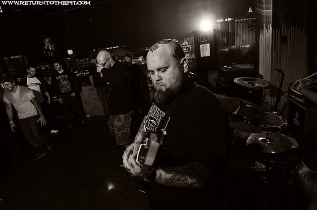 [fit for an autopsy on Jun 24, 2011 at Vegas Lounge (Lunenberg, MA)]