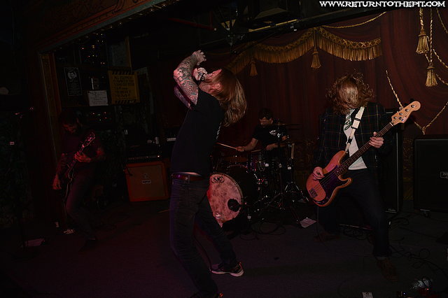 [foxfires on Apr 2, 2016 at Ralph's (Worcester, MA)]