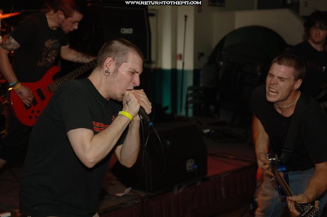 [fractured silence on Jul 8, 2006 at Reflections (Chelmsford, Ma)]