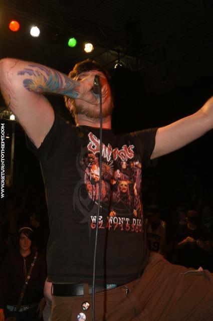 [from a second story window on Jul 25, 2004 at Hellfest - Hot Topic Stage (Elizabeth, NJ)]