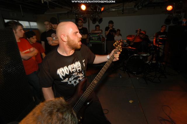 [full blown chaos on Jul 23, 2004 at Hellfest - Dinosaur Stage (Elizabeth, NJ)]