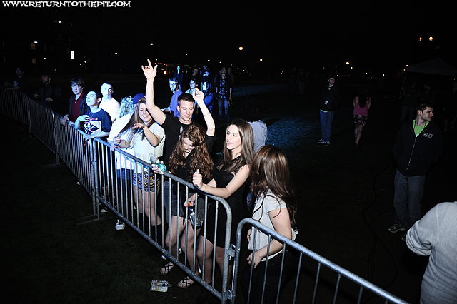 [gets on May 5, 2012 at The Great Lawn (Durham, NH)]