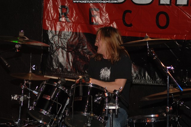 [goat horn on Apr 30, 2006 at the Palladium - secondstage (Worcester, Ma)]