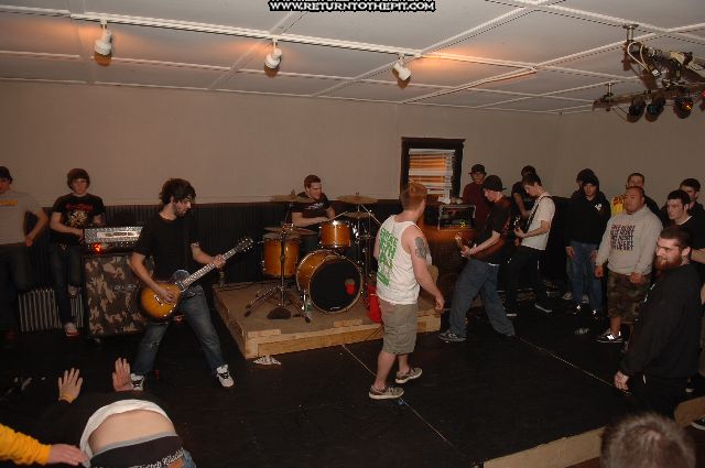 [guns up on Mar 29, 2006 at Tiger's Den (Brockton, Ma)]
