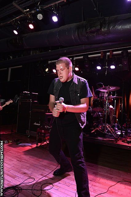 [heartless on May 24, 2013 at Baltimore Sound Stage (Baltimore, MD)]