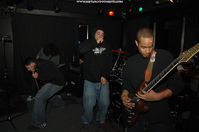 [heretic hybrid on Feb 8, 2007 at Rusty G's Place (Lowell, Ma)]