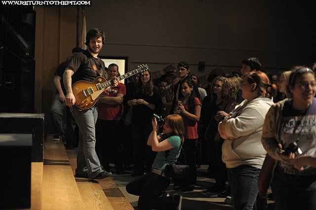 [hollywood lies on Jan 11, 2008 at Birch Meadow Elementary Cafeteria (Reading, Ma)]