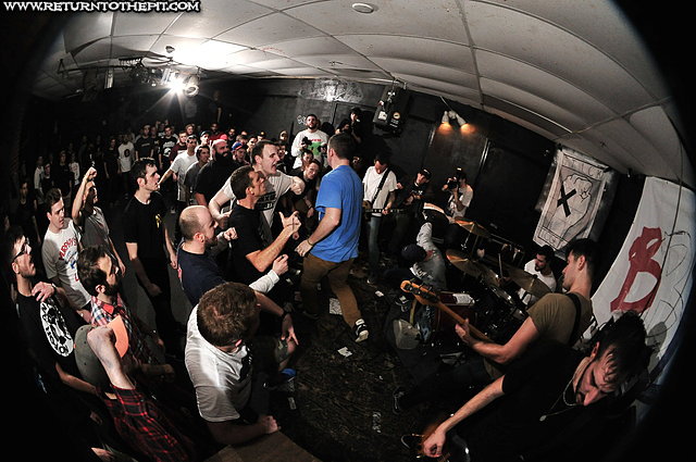 [in my eyes on Dec 1, 2012 at Anchors Up (Haverhill, MA)]