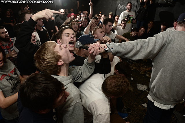 [in my eyes on Dec 1, 2012 at Anchors Up (Haverhill, MA)]