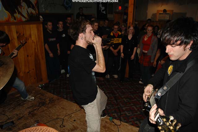 [invocation of nehek on Oct 10, 2003 at Exit 23 (Haverhill, Ma)]
