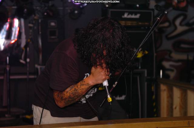 [jacknife on Jun 30, 2005 at the Bombshelter (Manchester, NH)]