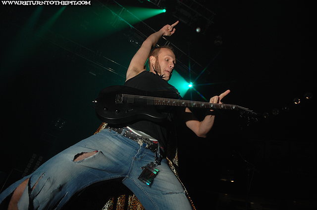 [killswitch engage on Nov 28, 2007 at Tsongas Arena (Lowell, MA)]
