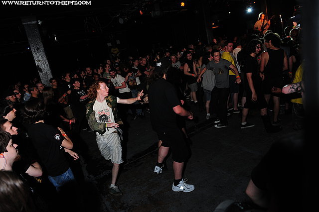 [lack of interest on May 26, 2011 at Sonar (Baltimore, MD)]