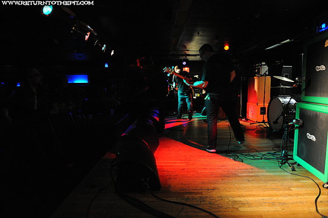 [livver on Dec 2, 2011 at Club Lido (Revere, MA)]