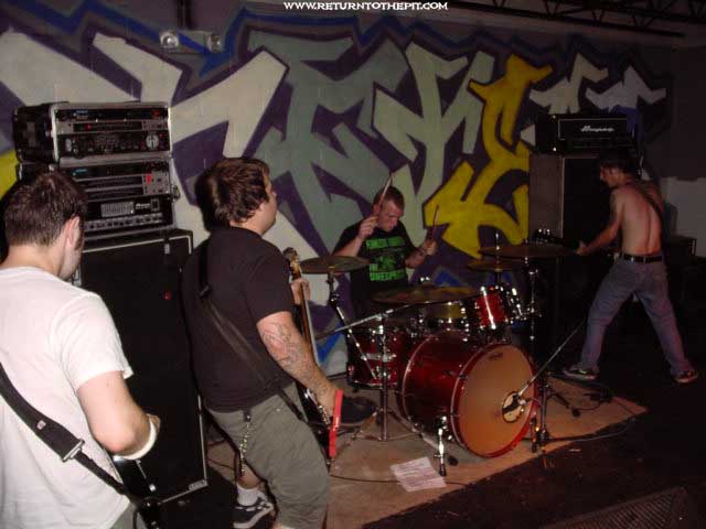 [love lost but not forgotten on Jun 25, 2002 at Club Drifter's (Nashua, NH)]