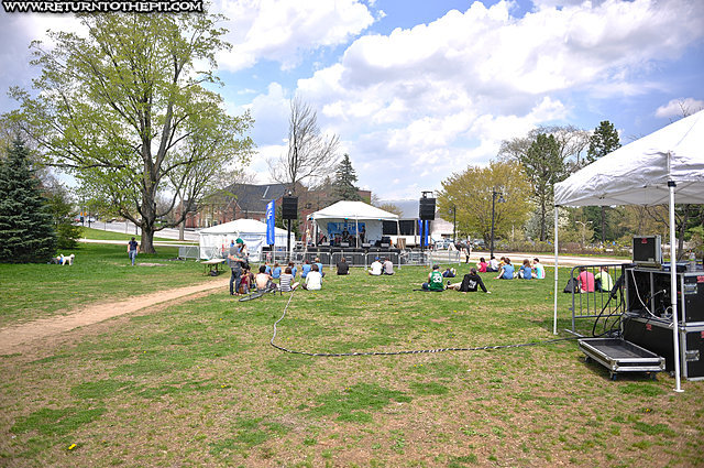 [maintain radio silence on May 7, 2011 at The Great Lawn (Durham, NH)]