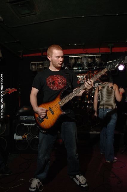 [mortis deveia on Aug 6, 2006 at the Spyder Room (Manchester, NH)]