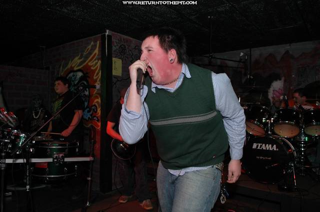 [my dying breath on Feb 20, 2005 at the Kave (Bucksport, Me)]