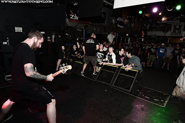 [no bragging rights on Apr 22, 2012 at the Palladium - Secondstage (Worcester, MA)]