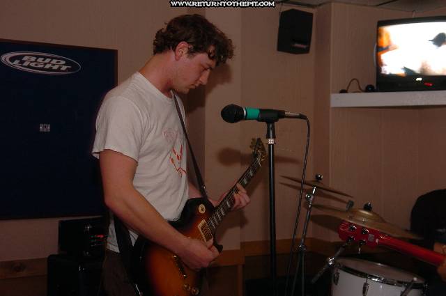 [ocean on Oct 18, 2005 at Dee Dee's Lounge (Quincy, Ma)]