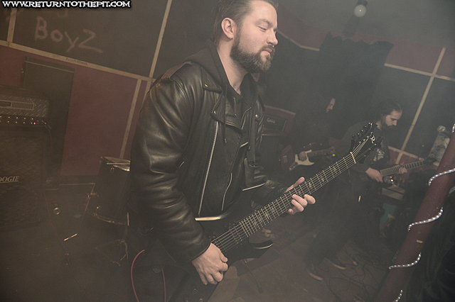[one master on Jan 25, 2014 at Rock n Roll House (Middletown, CT)]