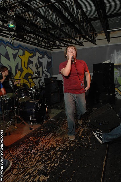 [only blood will tell on Oct 26, 2006 at Club Drifter's (Nashua, NH)]