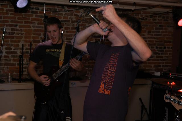 [over the top on Oct 6, 2004 at Muddy River Smokehouse (Portsmouth, NH)]