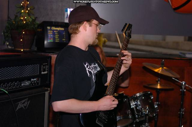 [perpetual winter on Jun 29, 2005 at Club Octaine (Worcester, Ma)]
