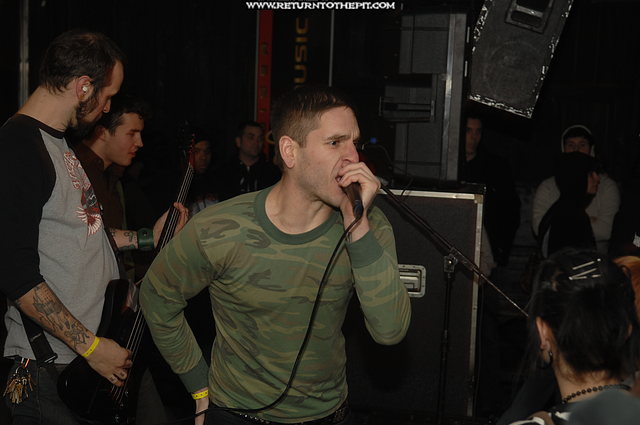[playgirl on Dec 10, 2006 at Cabot st. (Chicopee, Ma)]