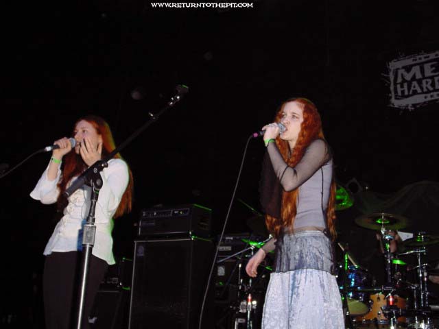 [rain fell within on Apr 5, 2002 at The Palladium (Worcester, MA)]