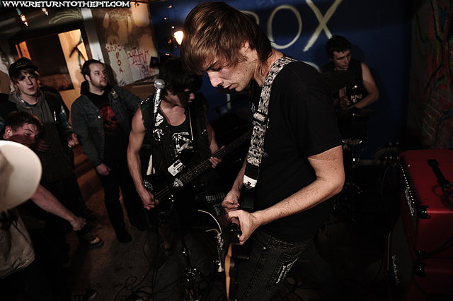 [ramlord on Dec 9, 2011 at Box Fort (Allston, MA)]