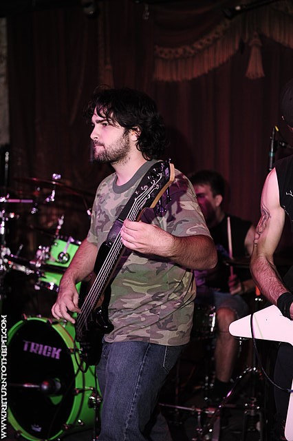 [ravage on Sep 9, 2010 at Ralph's (Worcester, MA)]