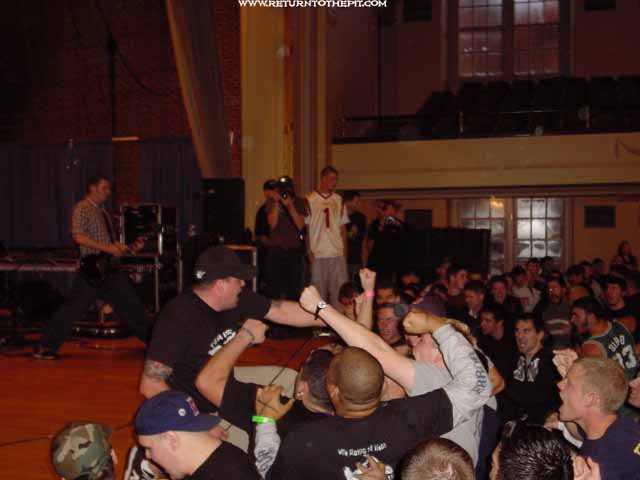 [reach the sky on Oct 26, 2002 at Back to School Jam (Framingham, Ma)]