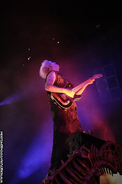 [rob zombie on Oct 16, 2010 at DCU Center (Worcester, MA)]