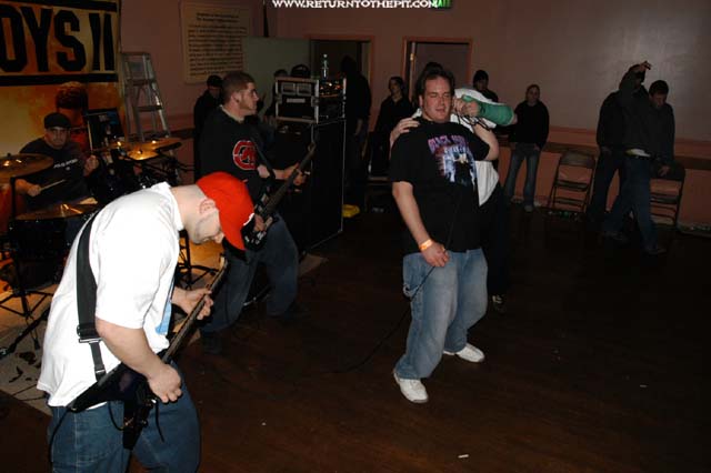 [shattered realm on Apr 4, 2003 at American Legion (Orange, CT)]