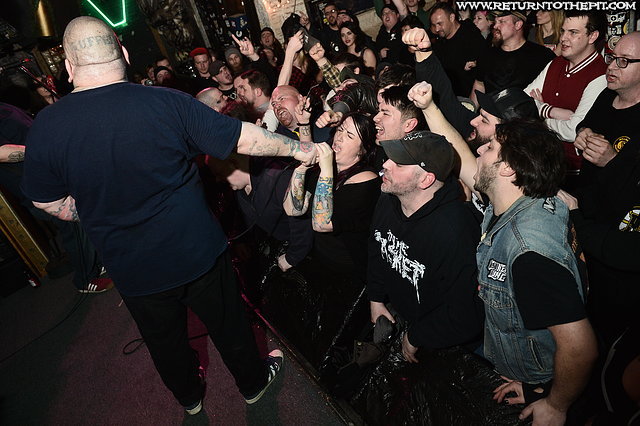 [sheer terror on Apr 2, 2016 at Ralph's (Worcester, MA)]
