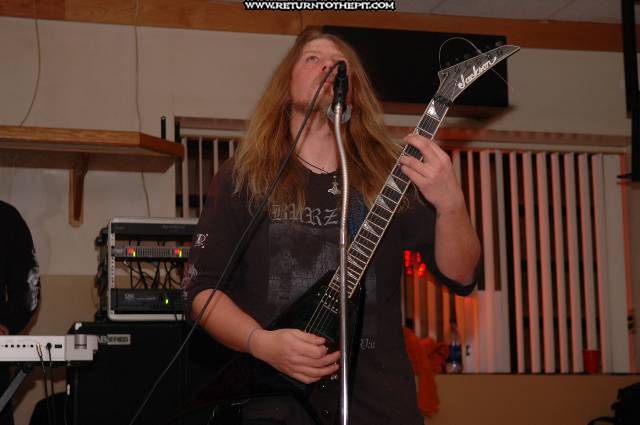 [shroud of bereavement on Mar 13, 2005 at P.A.'s Lounge (Somerville, MA)]