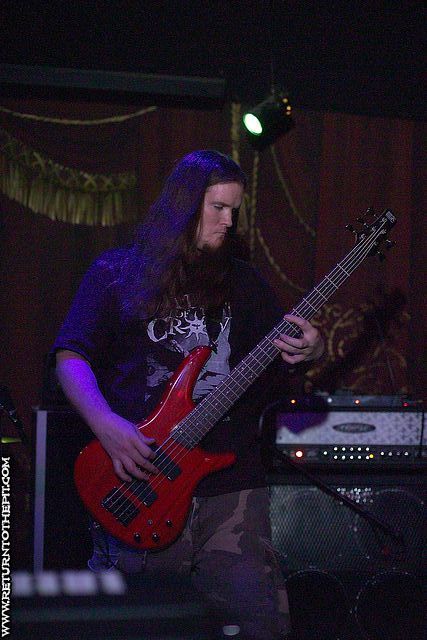 [shroud of bereavement on Jun 21, 2007 at Ralph's Chadwick Square Rock Club (Worcester, MA)]