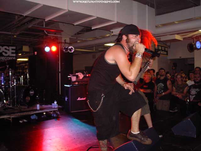 [skinless on Jul 27, 2002 at Milwaukee Metalfest Day 2 relapse (Milwaukee, WI)]