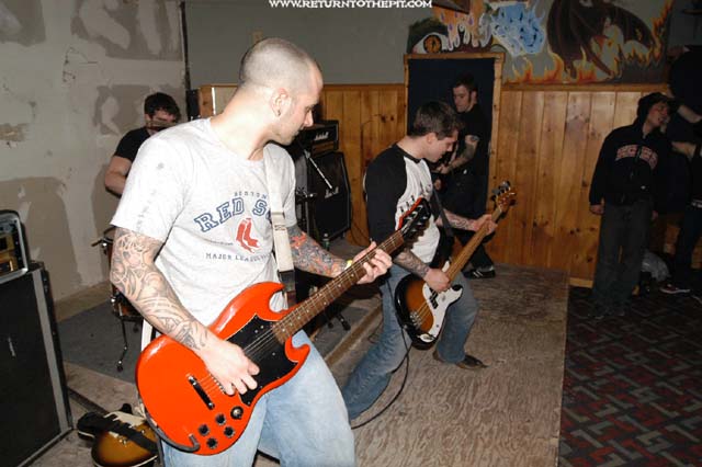 [some kind of hate on Mar 28, 2003 at Exit 23 (Haverhill, Ma)]