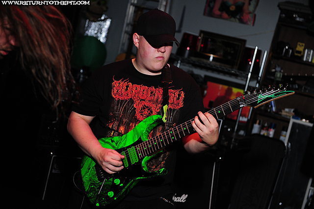 [soul remnants on Aug 26, 2011 at PT-109 (Allston, MA)]