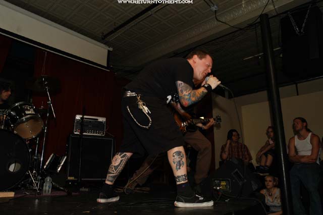 [straight to hell on Jul 12, 2003 at AS220 (Providence, RI)]