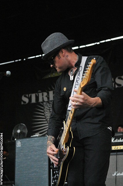 [street dogs on Jul 23, 2008 at Comcast Center - Vans 1 Mainstage (Mansfield, MA)]