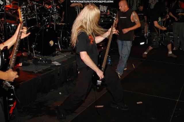 [suffocation on Jul 23, 2004 at Hellfest - Trustkill Stage (Elizabeth, NJ)]