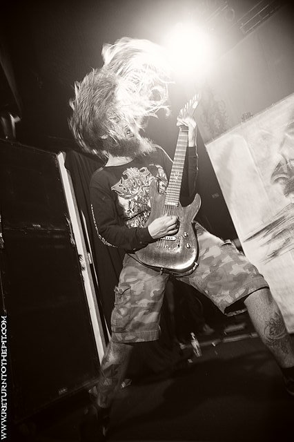[suicide silence on Oct 11, 2008 at the Palladium (Worcester, MA)]