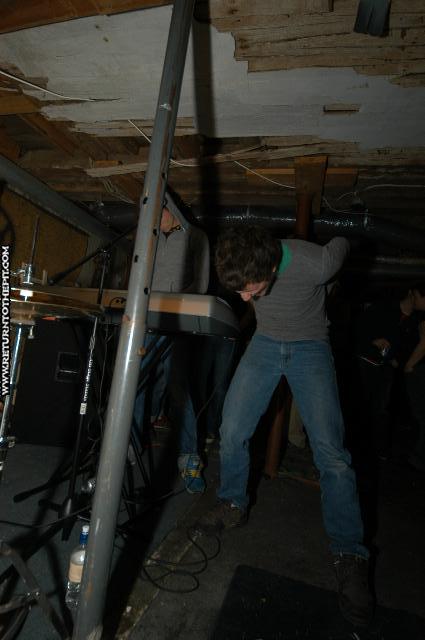 [sydney barringer on Apr 2, 2004 at the Dirty Basement (Dover, NH)]