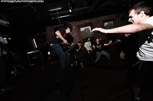[taxicab dismemberment on Jul 23, 2010 at Dover Brickhouse (Dover, NH)]