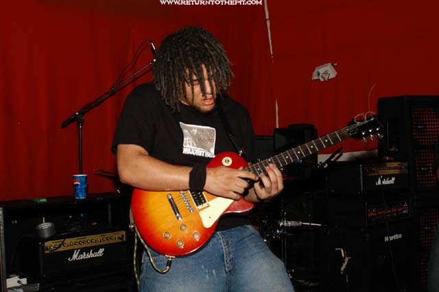 [the breathing process on May 10, 2003 at the Pogo Club (Norwich, CT)]
